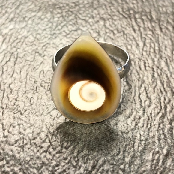 Vintage Jewelry - Sterling Silver 925 Ring Size 8.5 Shiva Eye Shell